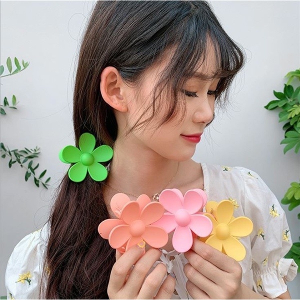 E10 Gắp tóc hoa nhựa lớn 749