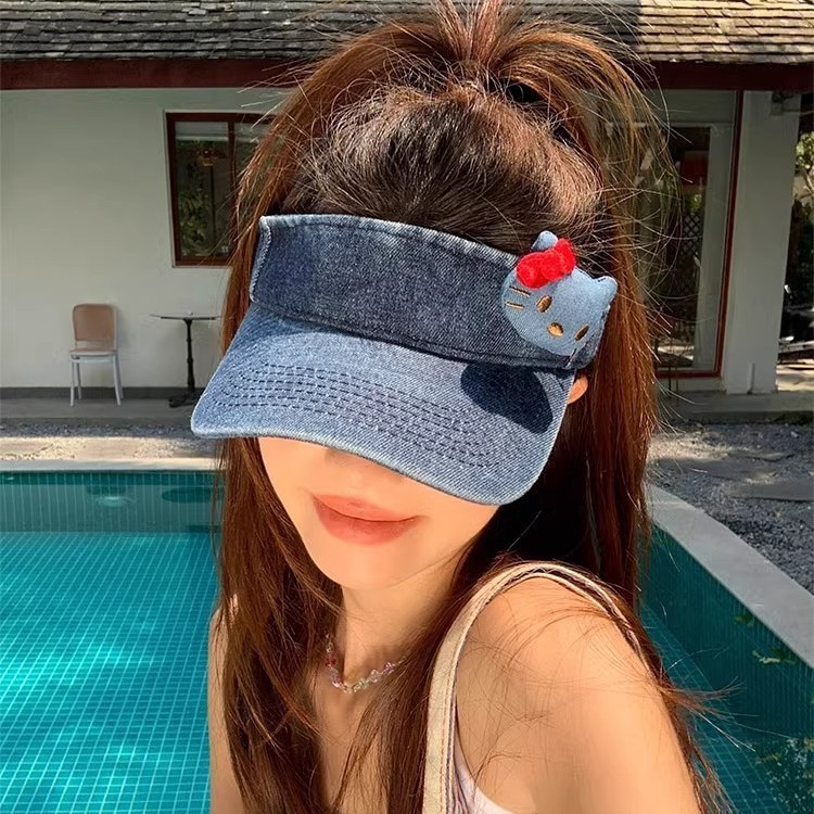 Mũ lưỡi trai nửa đầu Hello Kitty Jean 051