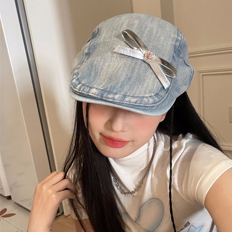 Mũ beret nơ bạc 054