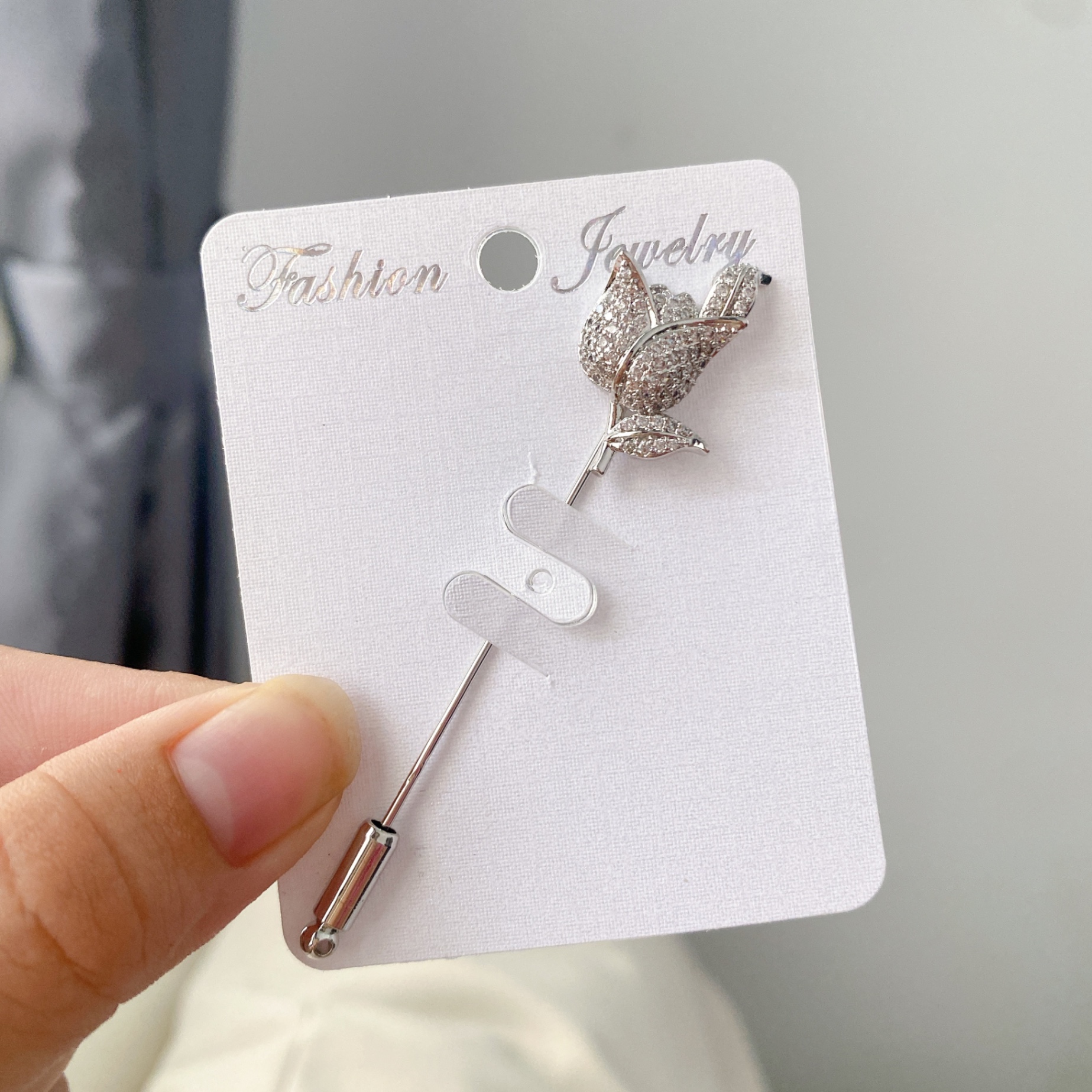 Trâm ghim cài áo đá Hoa hồng 592
