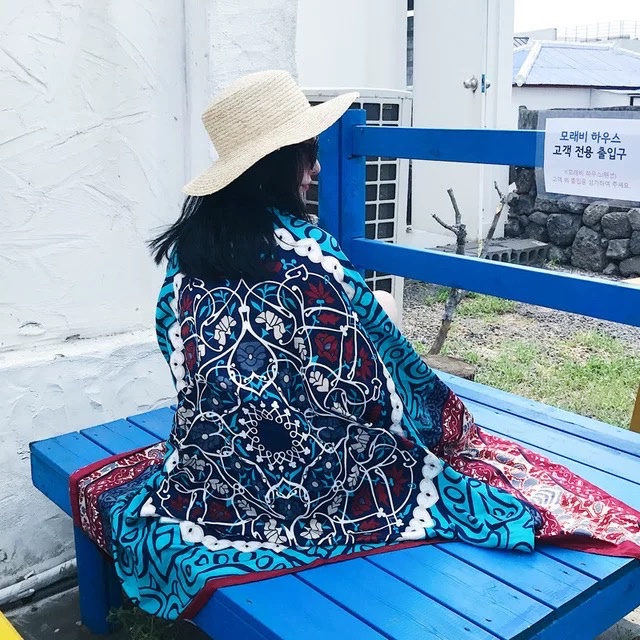 Khăn choàng vải thô hoạ tiết xanh dương 257