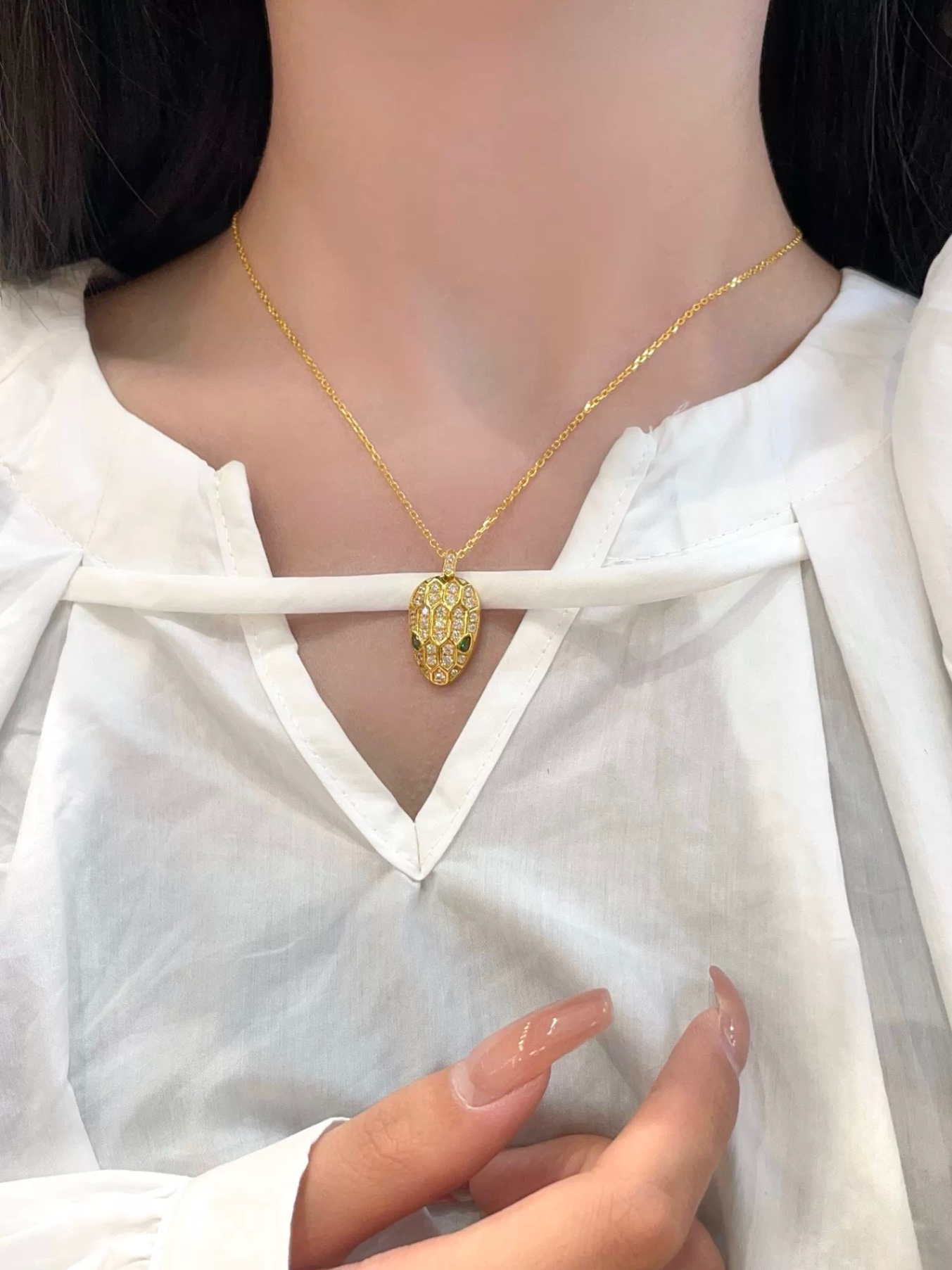 Vòng cổ titan mạ màu rắn đá 993