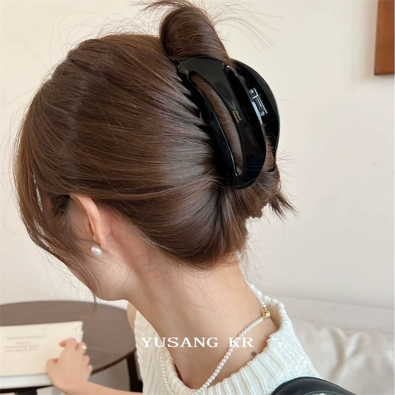 Gắp nhựa hạt đậu chữ đen 4515