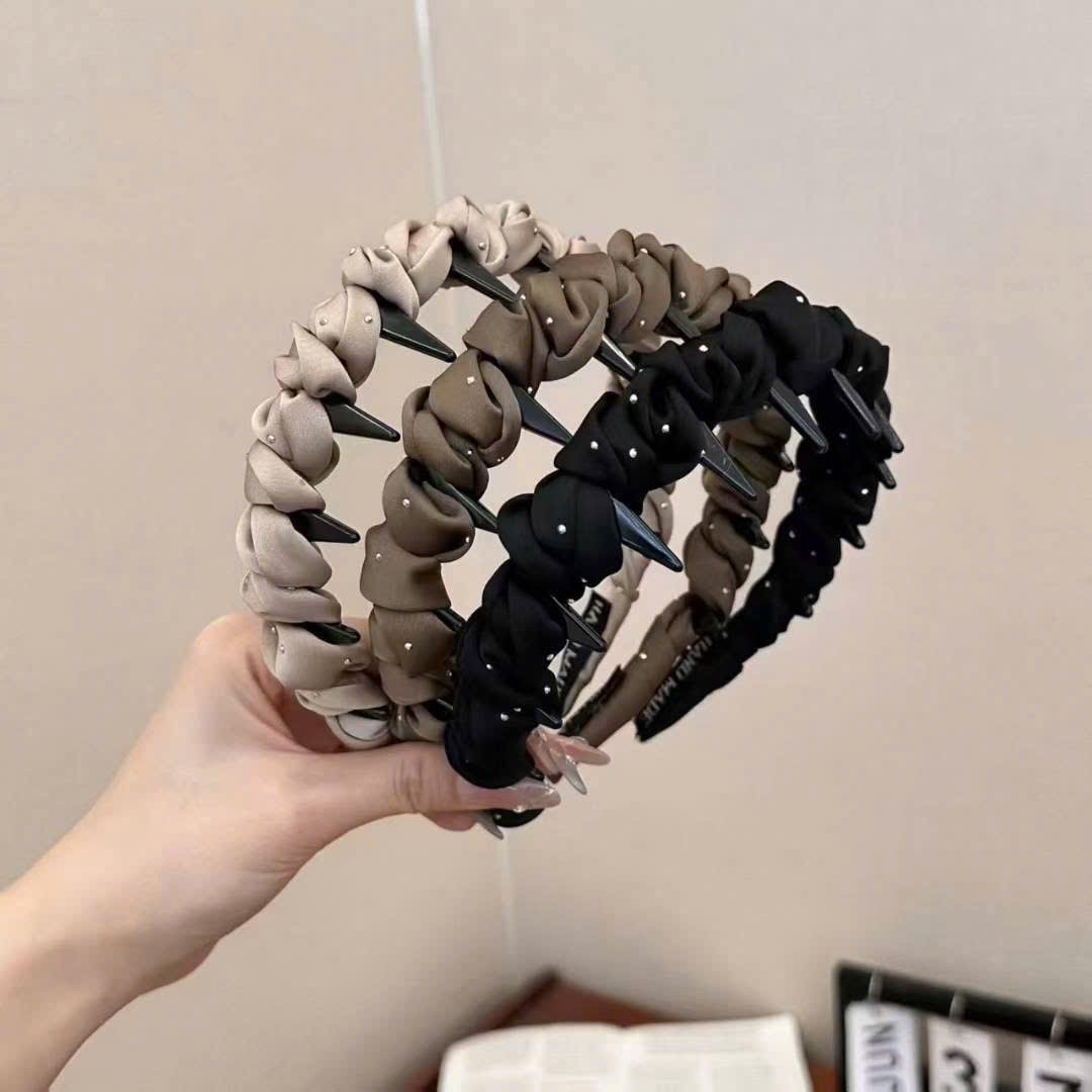 Cài răng lớn vải đính hạt 1290