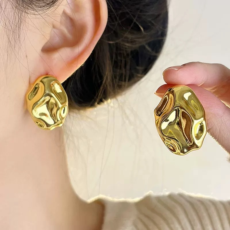 Bông tai nhựa giả metal Méo 1293