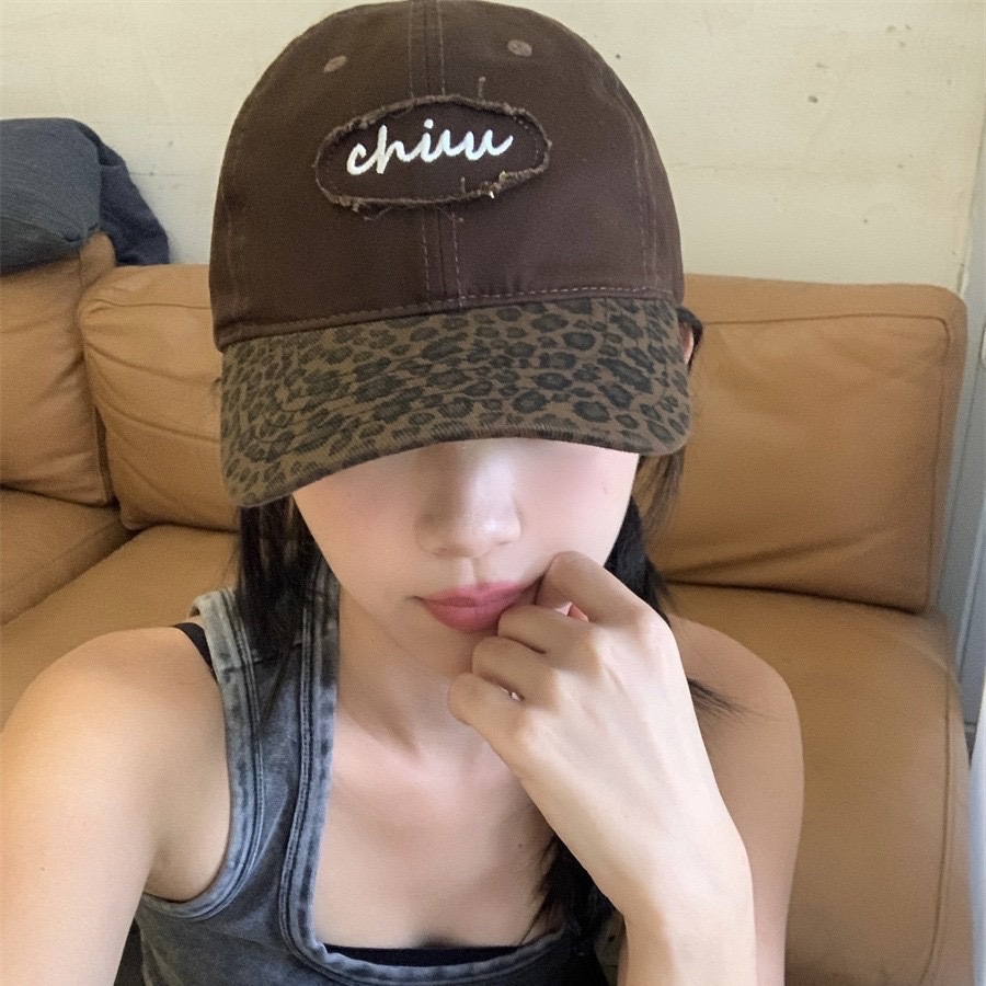 Mũ lưỡi trai da beo rách 201