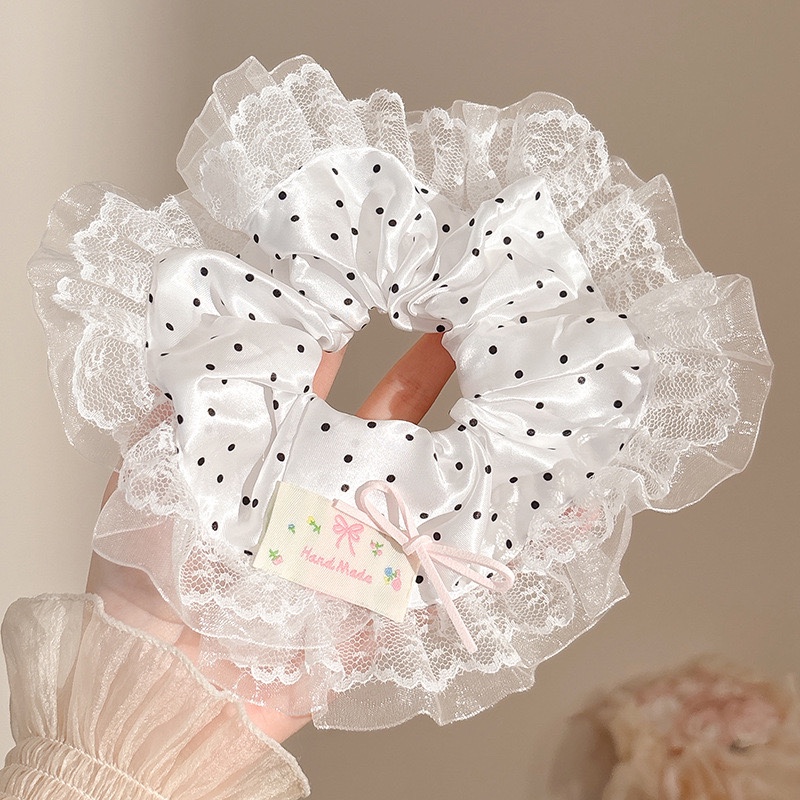 Cột scrunchies ren bèo chấm bi 4589