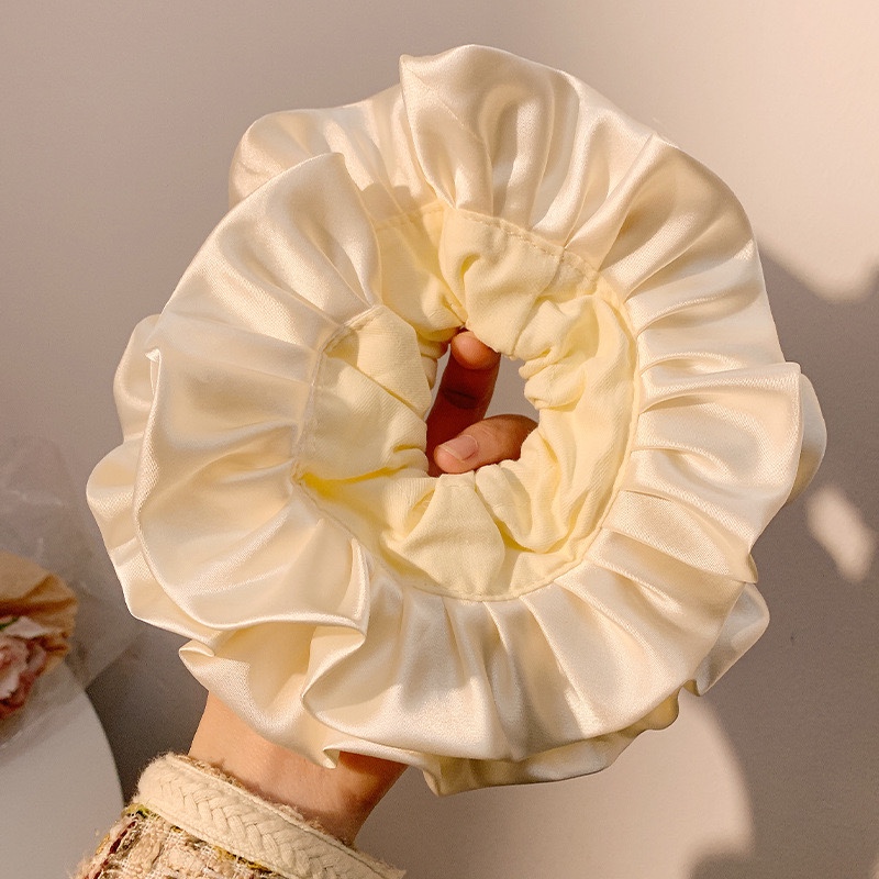 Cột scrunchies lớn viền lụa lớn kem 4587