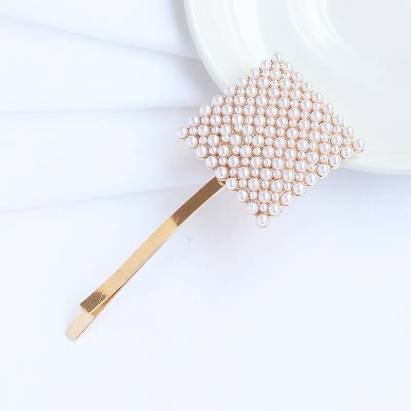 Kẹp xước mái ngọc vuông 158
