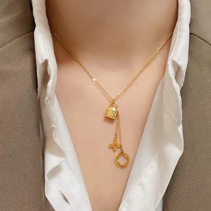 Vòng cổ titan mạ màu khoá thả dây 1021