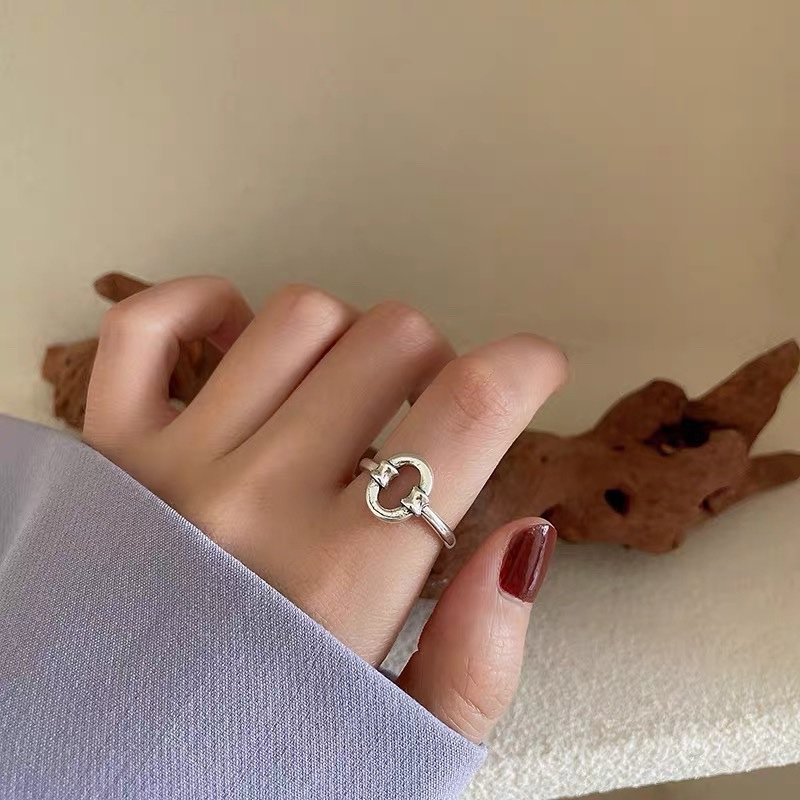 Nhẫn xi bạc thái tròn 318