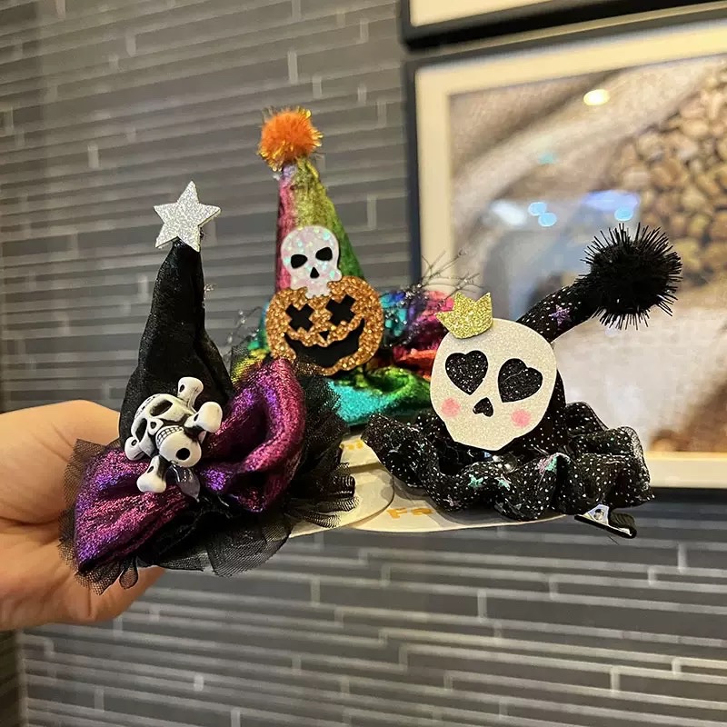 Kẹp mũ chóp phù thủy 1672