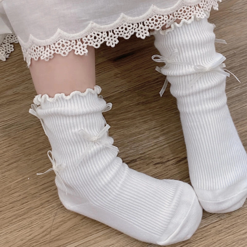 Tất chống trượt cao cổ bé nơ voan 5-8t 1642