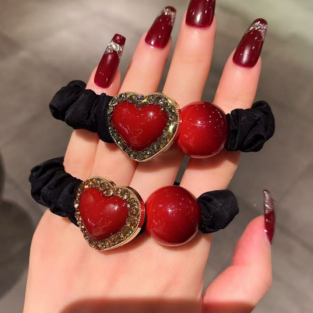 Cột scrunchies nhỏ hạt đỏ 540