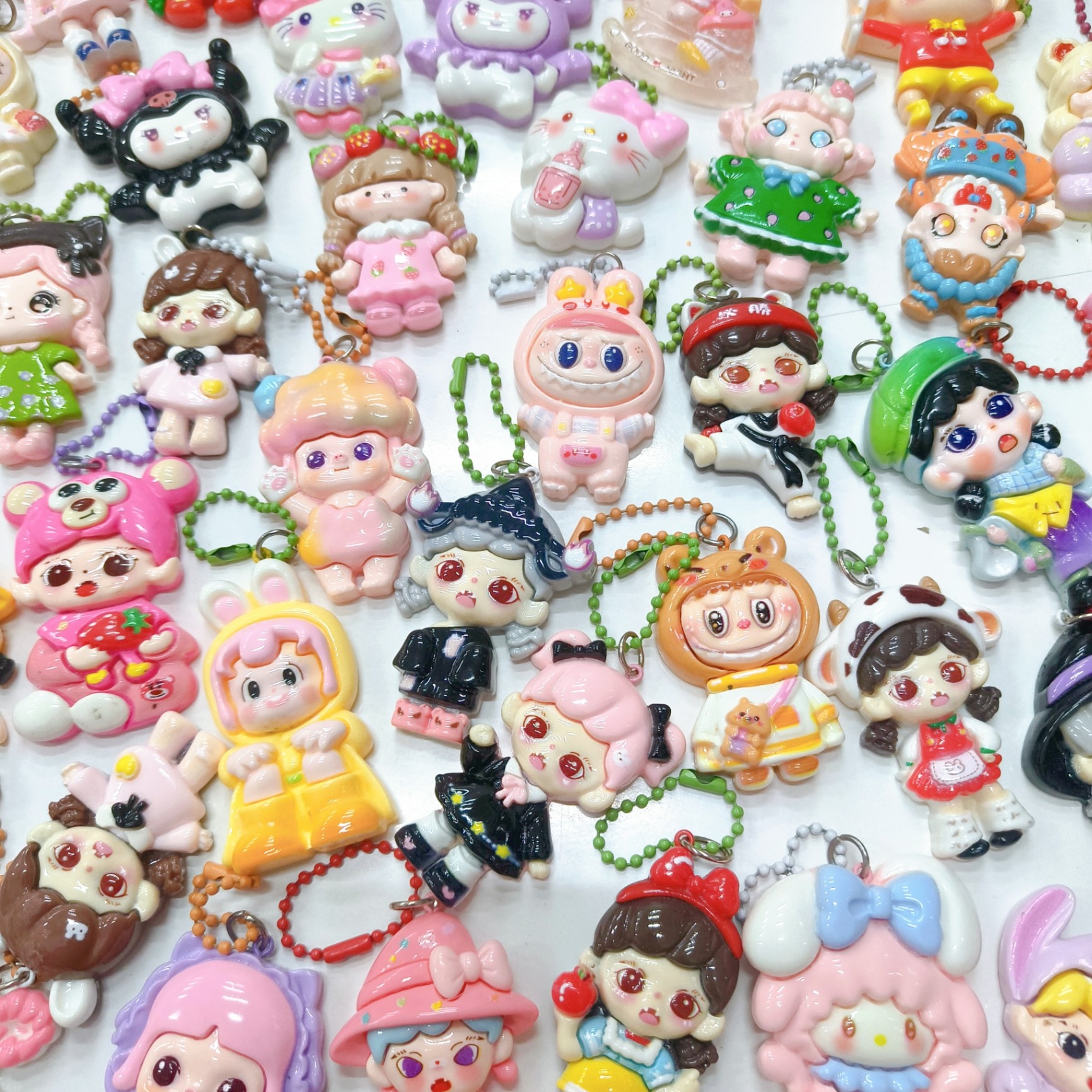Móc khoá charm cute lớn 988