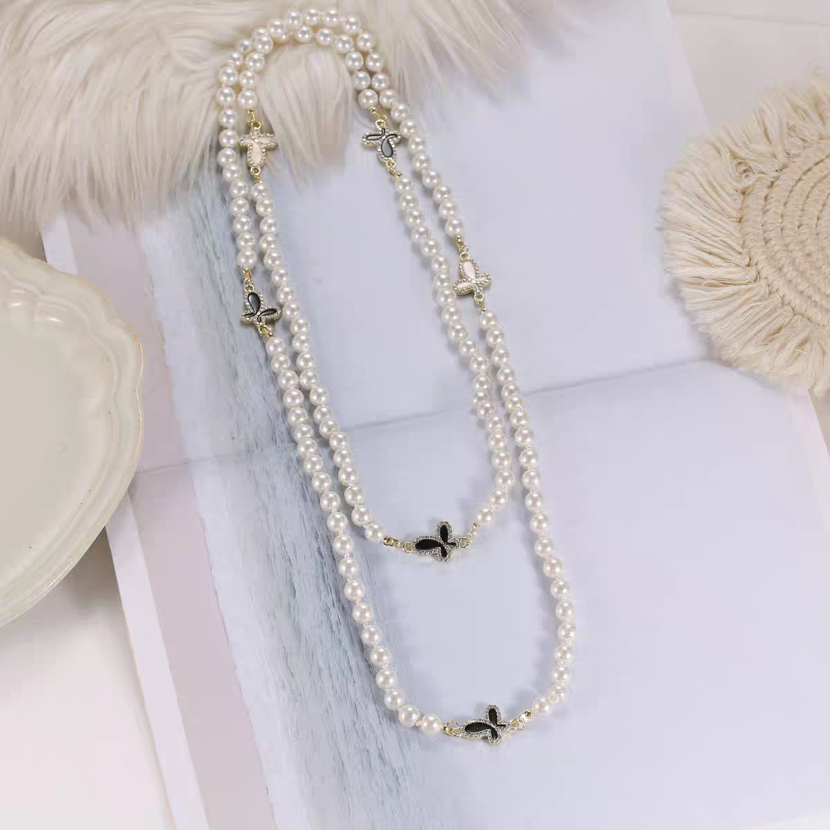 Vòng cổ ngọc bướm đá 148