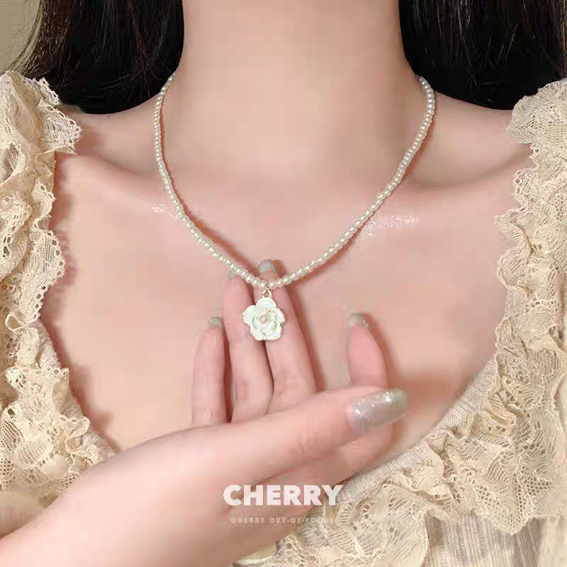 Vòng cổ ngọc trai hoa trà 1009