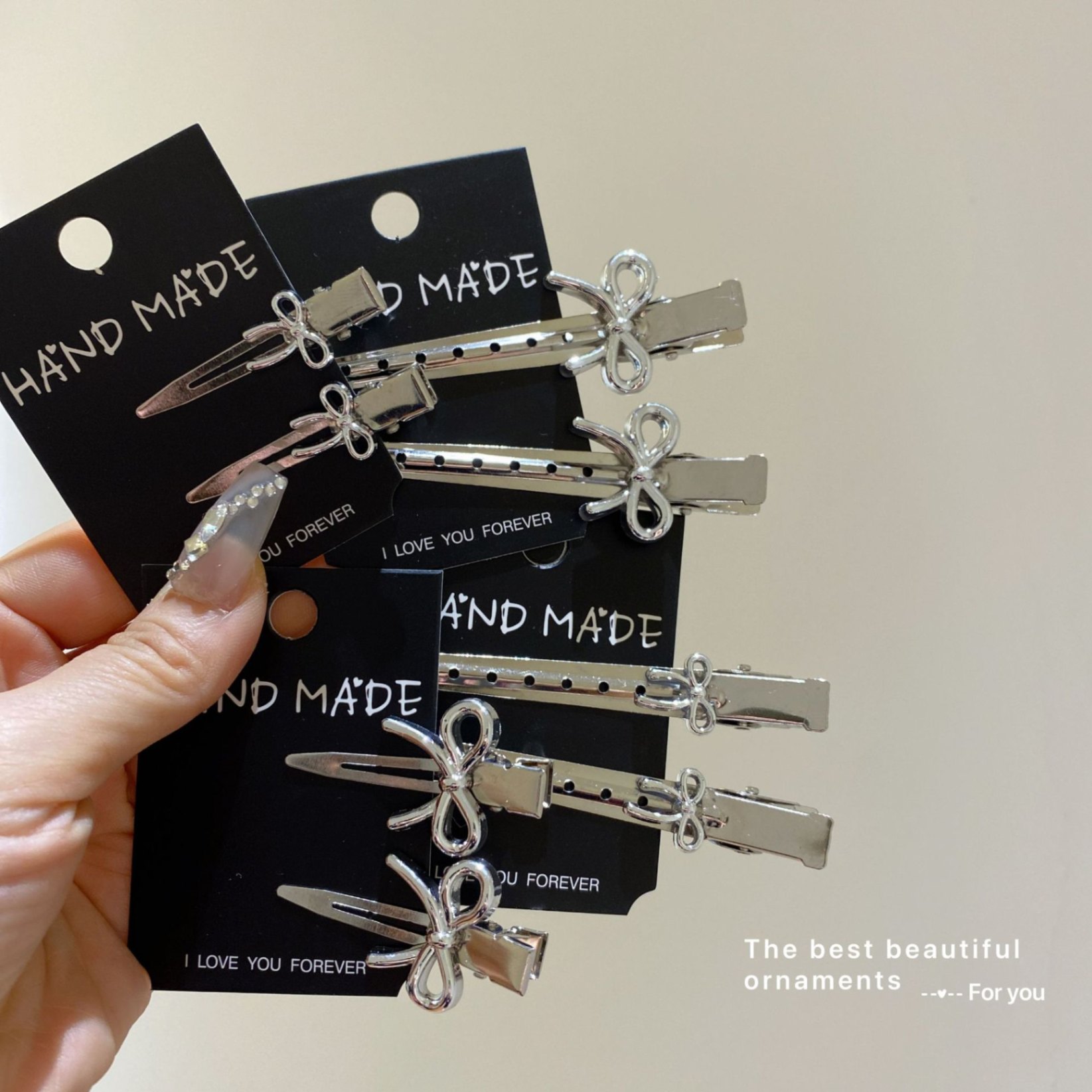 Set 2 kẹp lưỡi vịt charm nơ bạc 4788