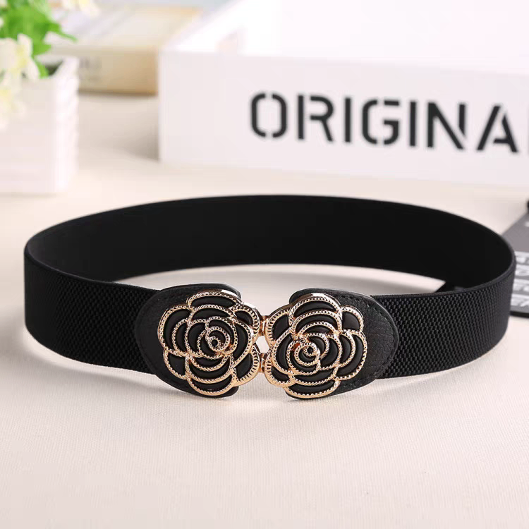 Belt váy hoa hồng đen 83