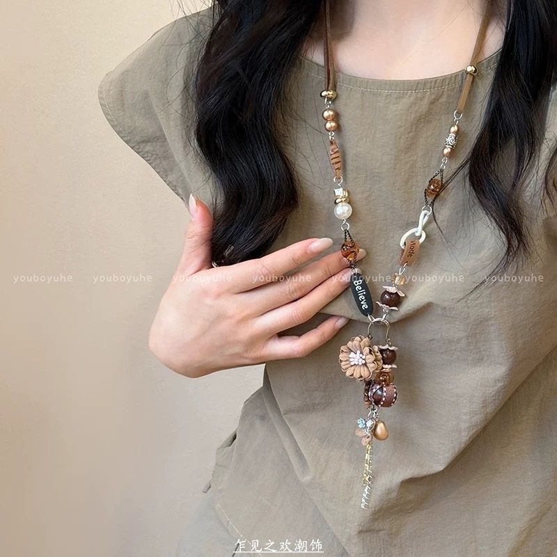 Vòng cổ hạt hoa phối nâu vintage 188