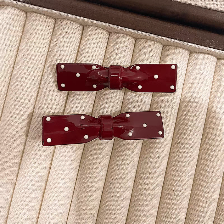 Set 2 kẹp mỏ vịt nơ chấm bi đỏ 4839