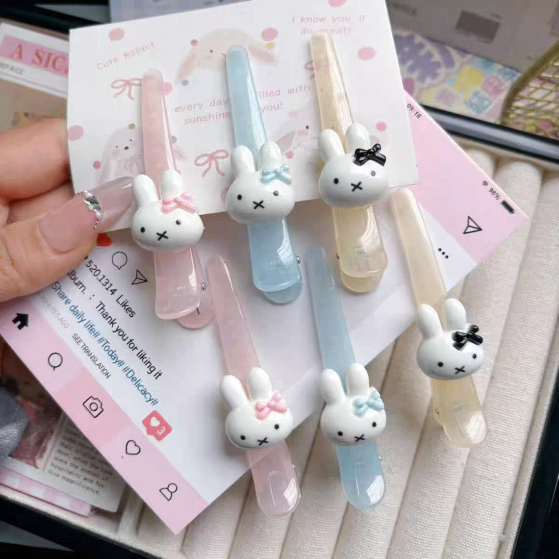 Set 2 kẹp lưỡi vịt gắn charm nhỏ 1774