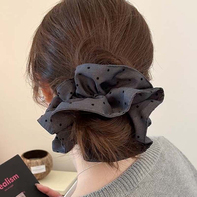 Cột scrunchies xám đậm chấm bi 4900
