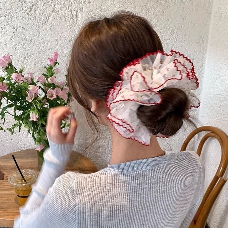 Cột scrunchies 4 lớp voan viền bèo đỏ 4897
