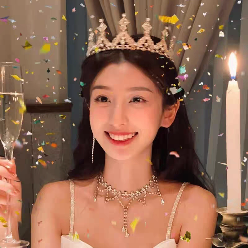 Vương miện đá 022