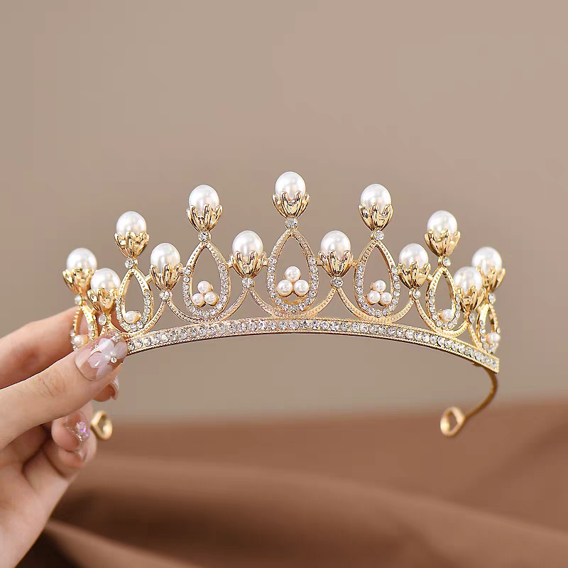 Vương miện đá ngọc 011