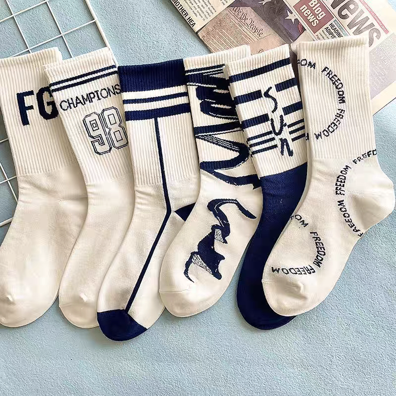Tất cao cổ sport trắng champions 032