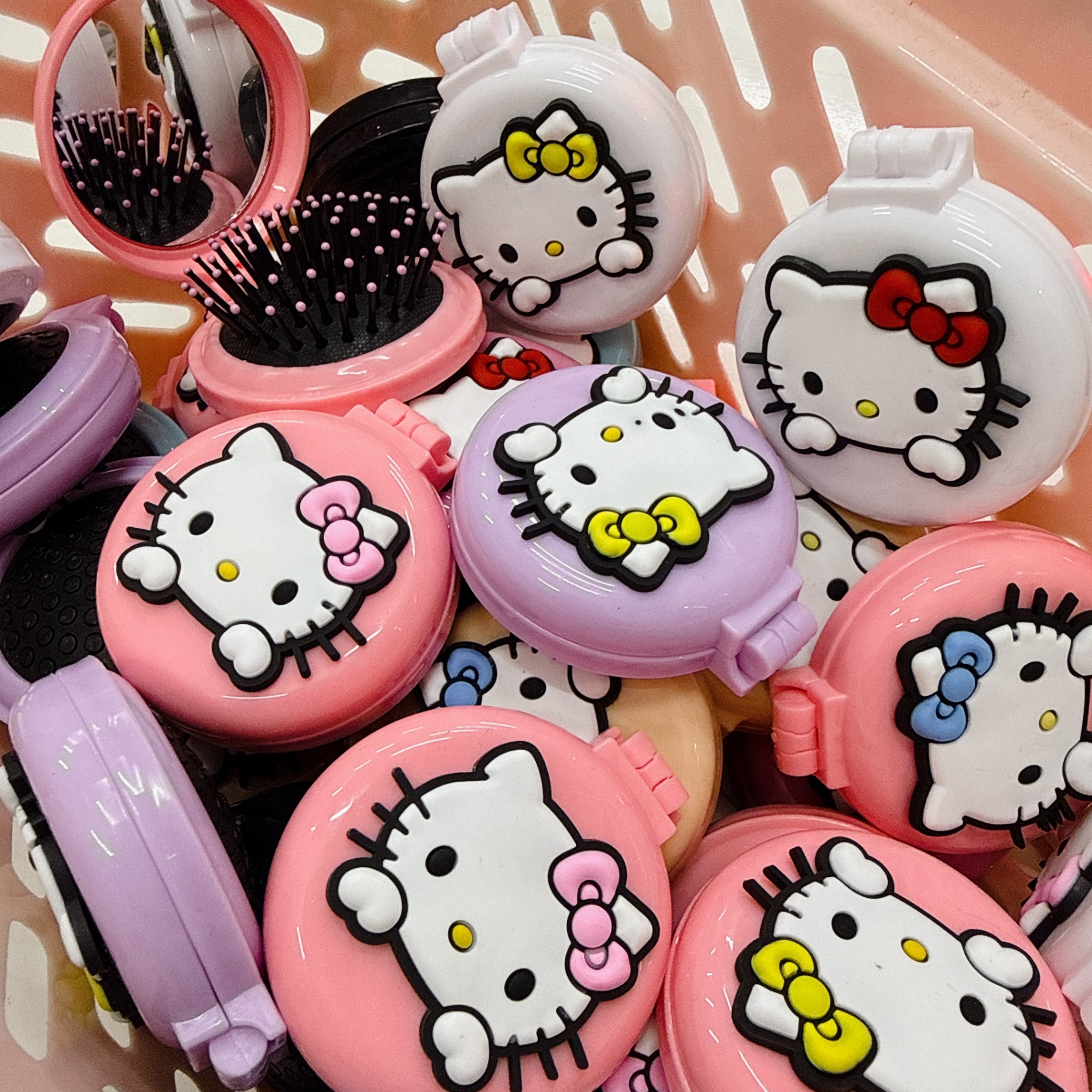 Gương lược gấp hello kitty 46