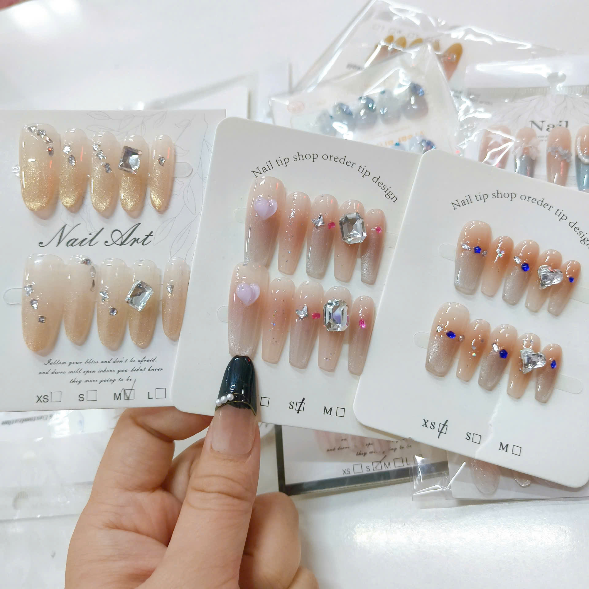 Bộ 10 móng tay giả thiết kế 1848