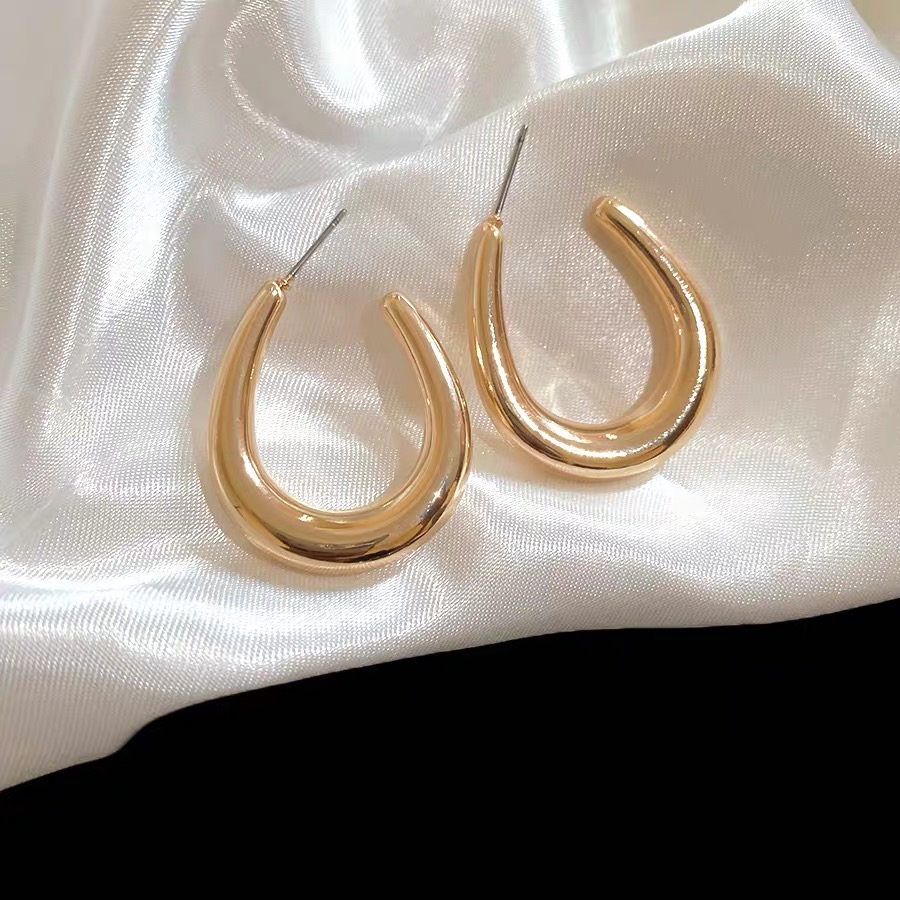 Bông tai giả khoen metal bầu 2055