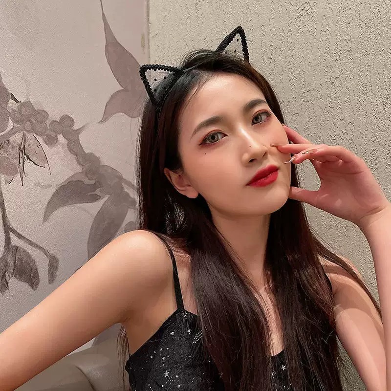 Cài tai mèẻo ren chấm bi 1685