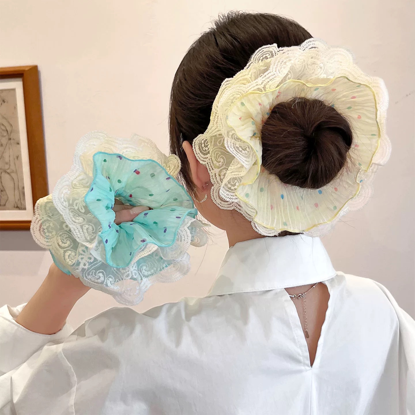 Cột scrunchies 4 lớp voan ren 5072