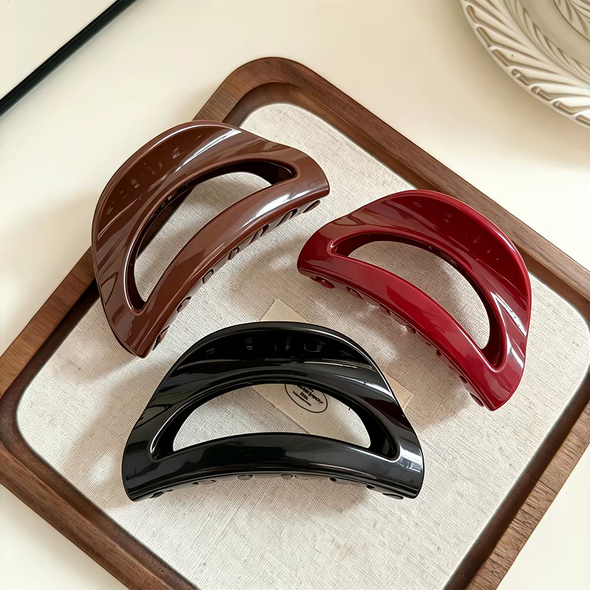 Gắp nhựa chữ D cong 5168