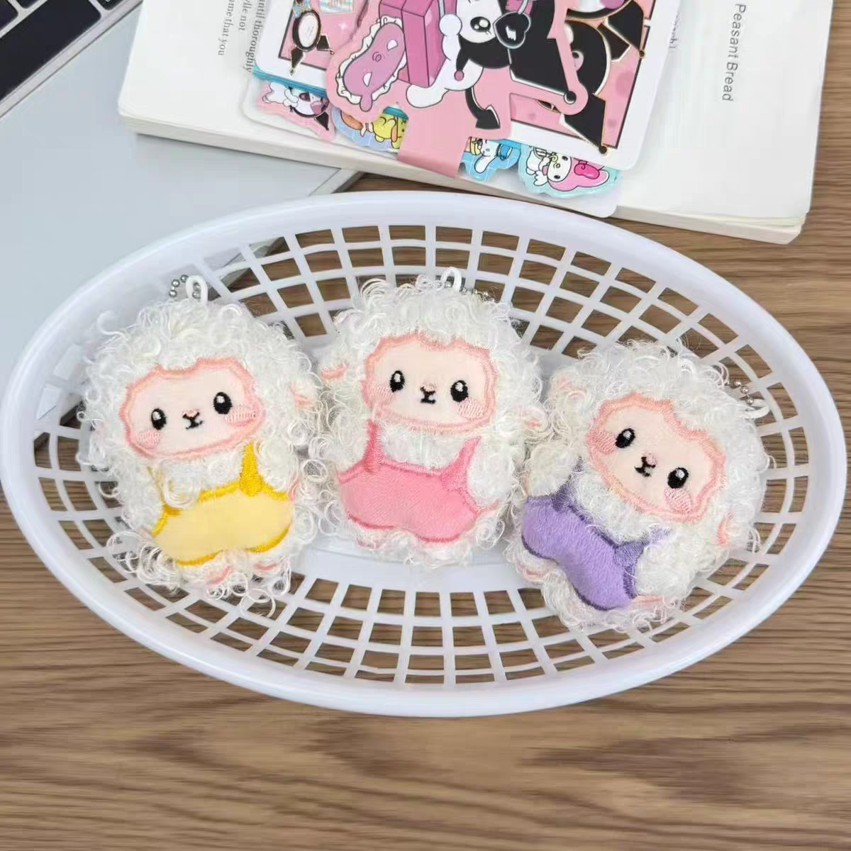 Móc khoá bông cừu lông xù 1033