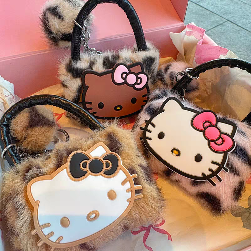 Móc khoá túi da beo hello kitty 1014