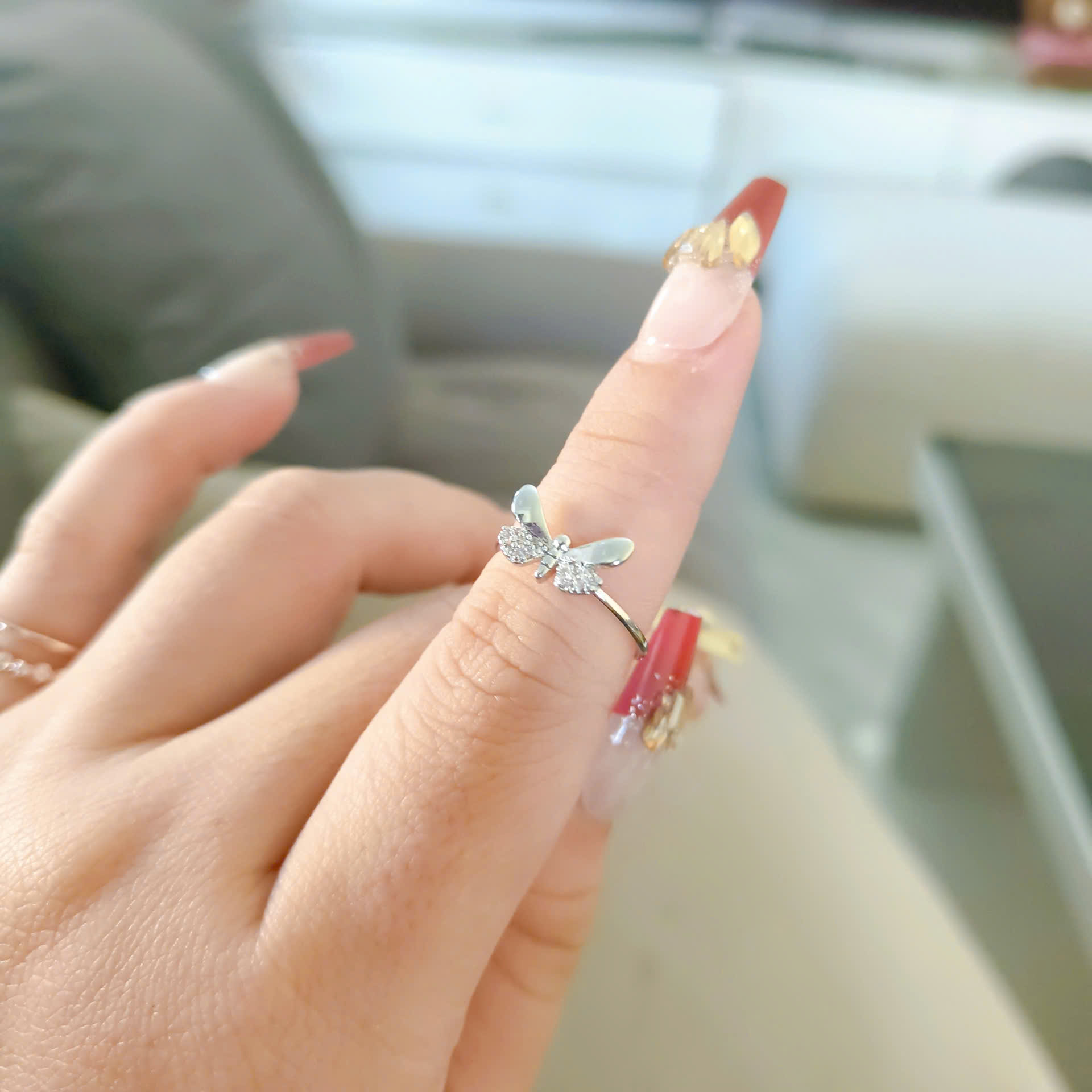 Nhẫn xi mạ tốt bướm đá 352