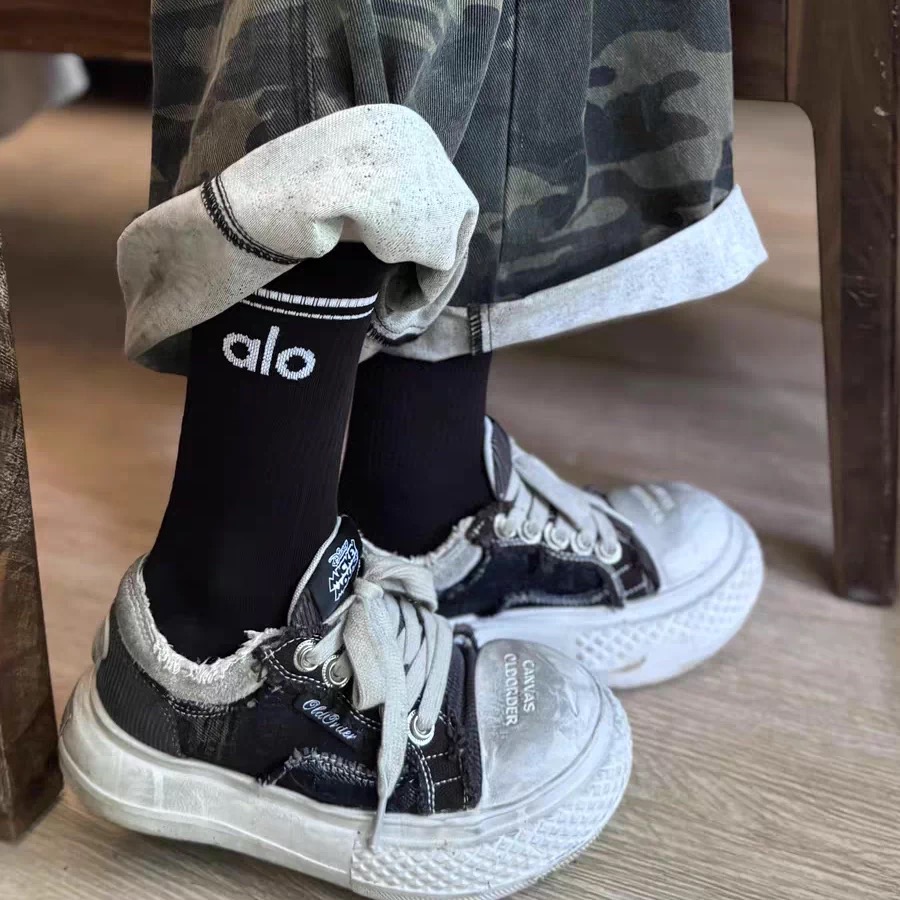 Tất cao cổ alo 084
