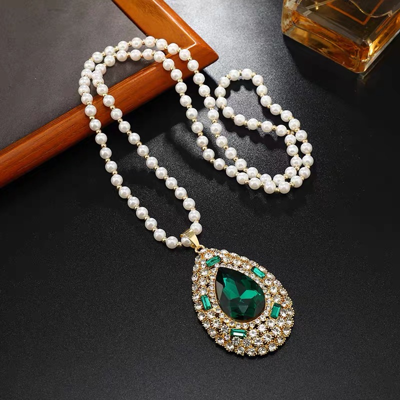 Vòng cổ ngọc đá lớn Gn xanh 1025