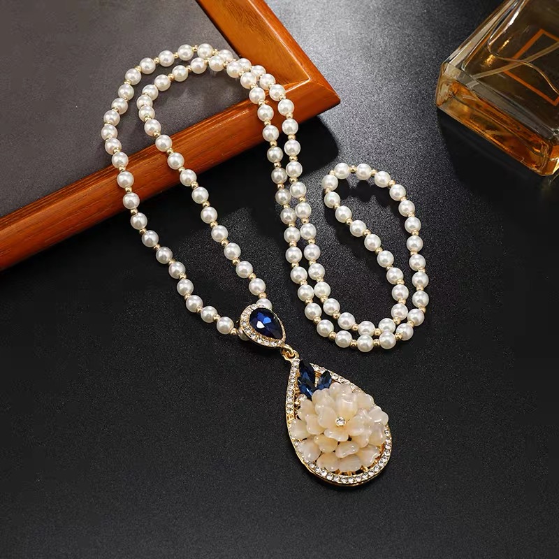 Vòng cổ ngọc đá lớn Hoa gn 1031