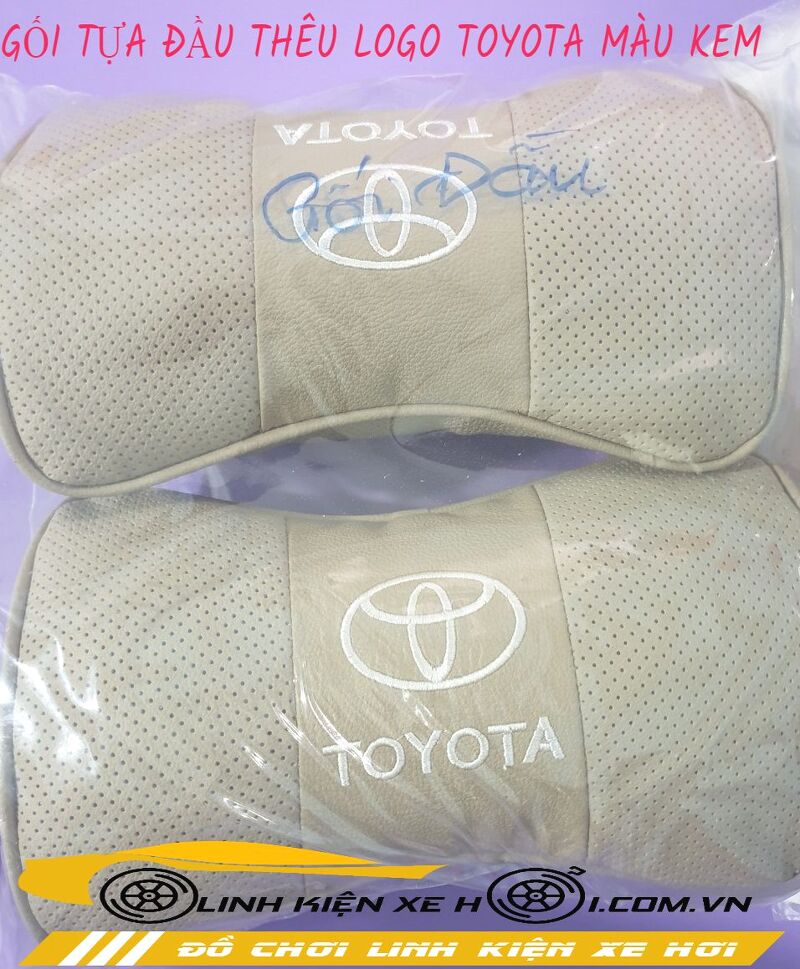 GỐI TỰA ĐẦU THÊU LOGO TOYOTA MÀU KEM