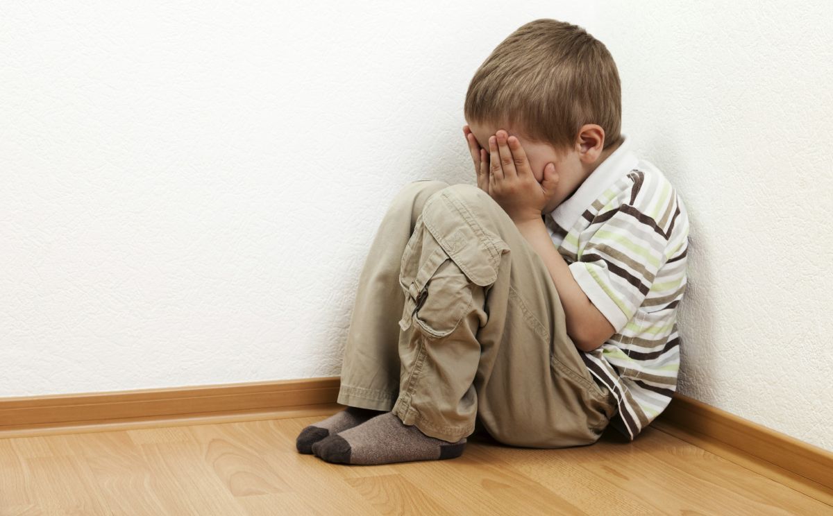 Giúp bố mẹ hiểu về nỗi sợ bóng tối và ma quỷ ở trẻ nhỏ
