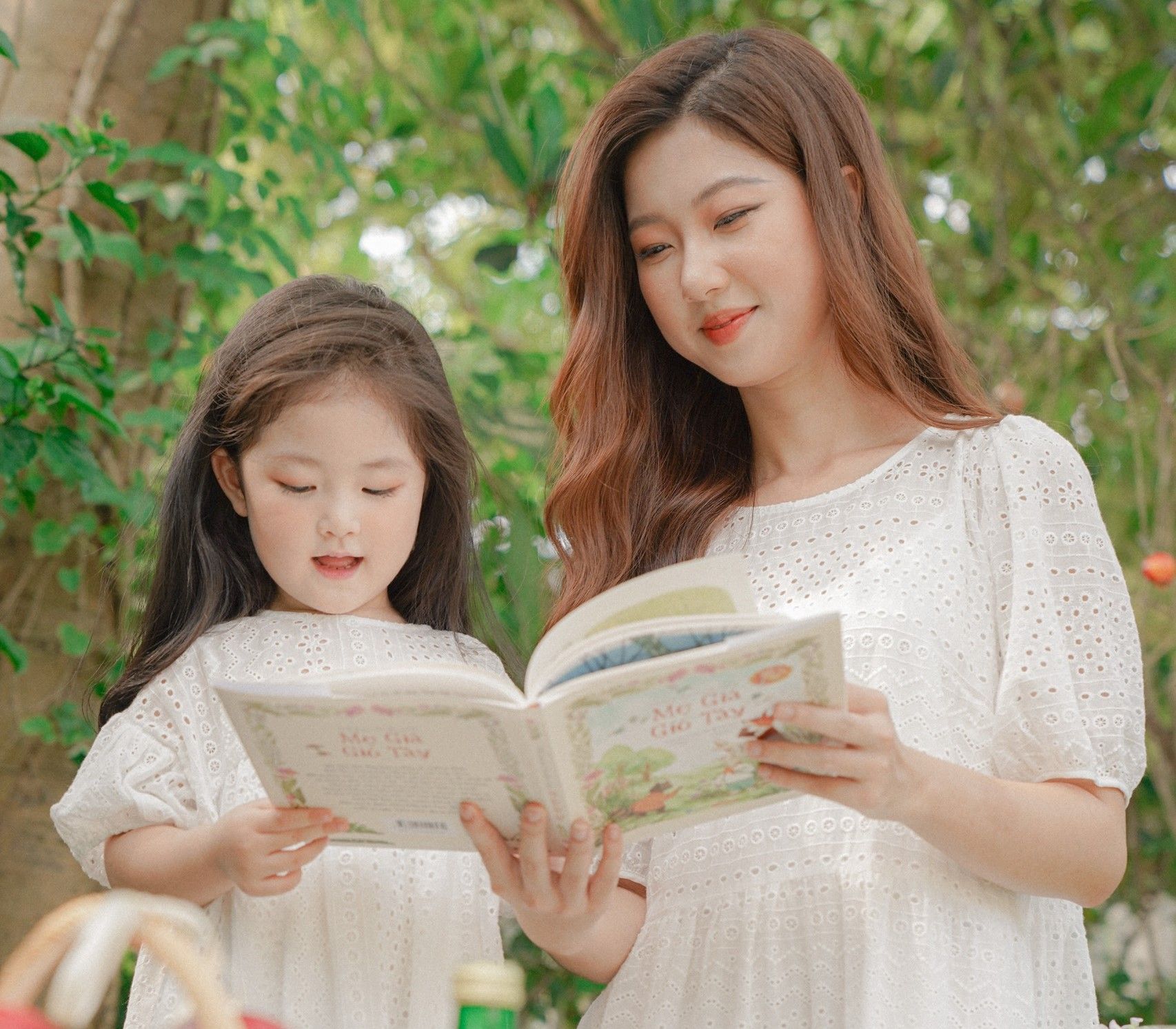 BỘ SÁCH GỐI ĐẦU GIƯỜNG CỦA BIẾT BAO THẾ HỆ TRẺ EM TÁI XUẤT