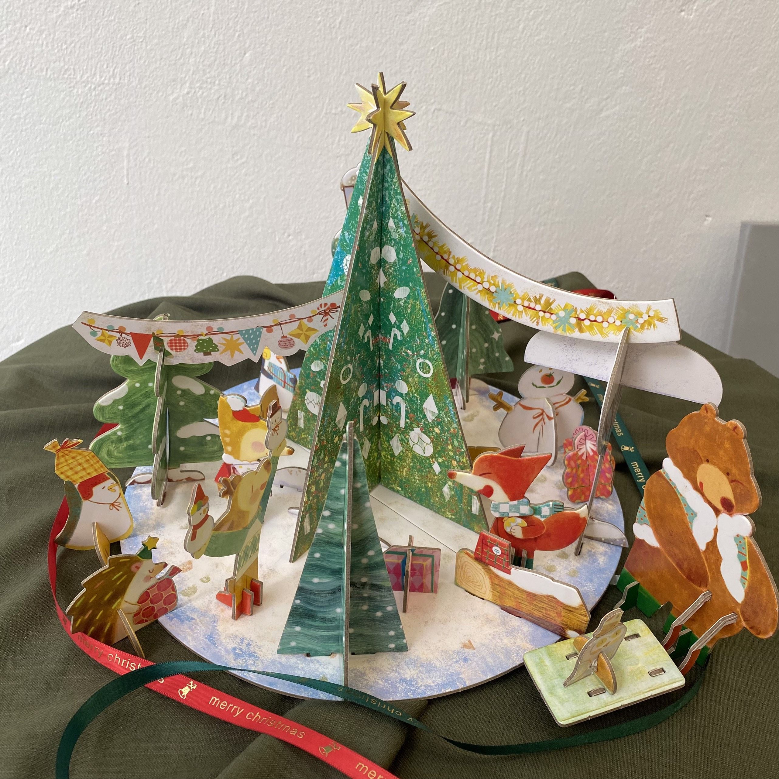 Hướng dẫn cách chơi bộ ghép hình 3D Noel 2022 - Crabit Kidbooks