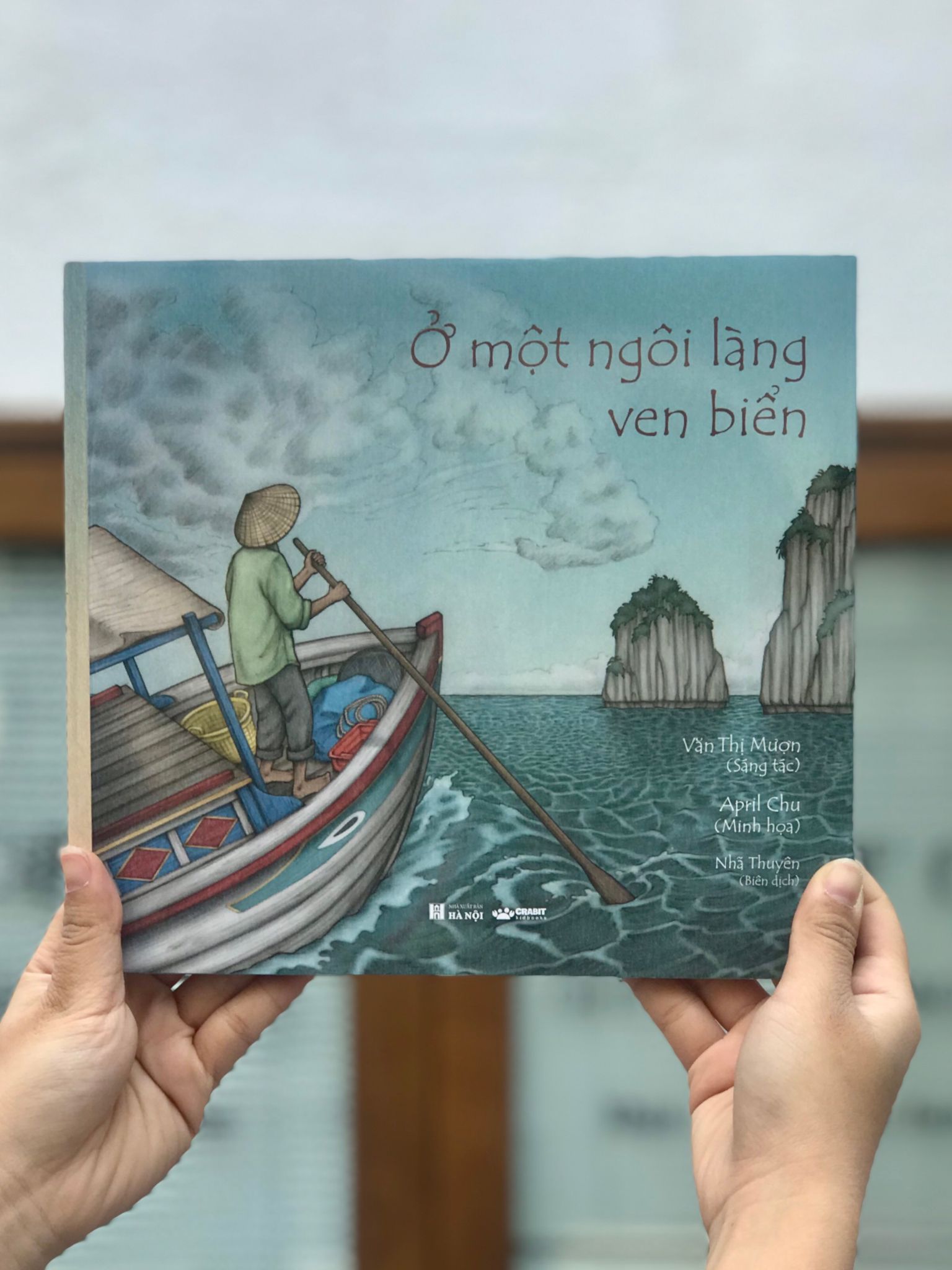 Ở một ngôi làng ven biển