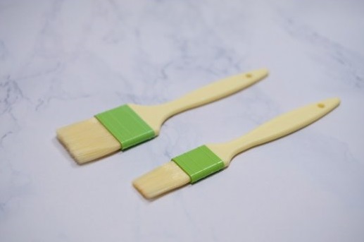 Chổi quét lông cán nhựa 22.5*5cm