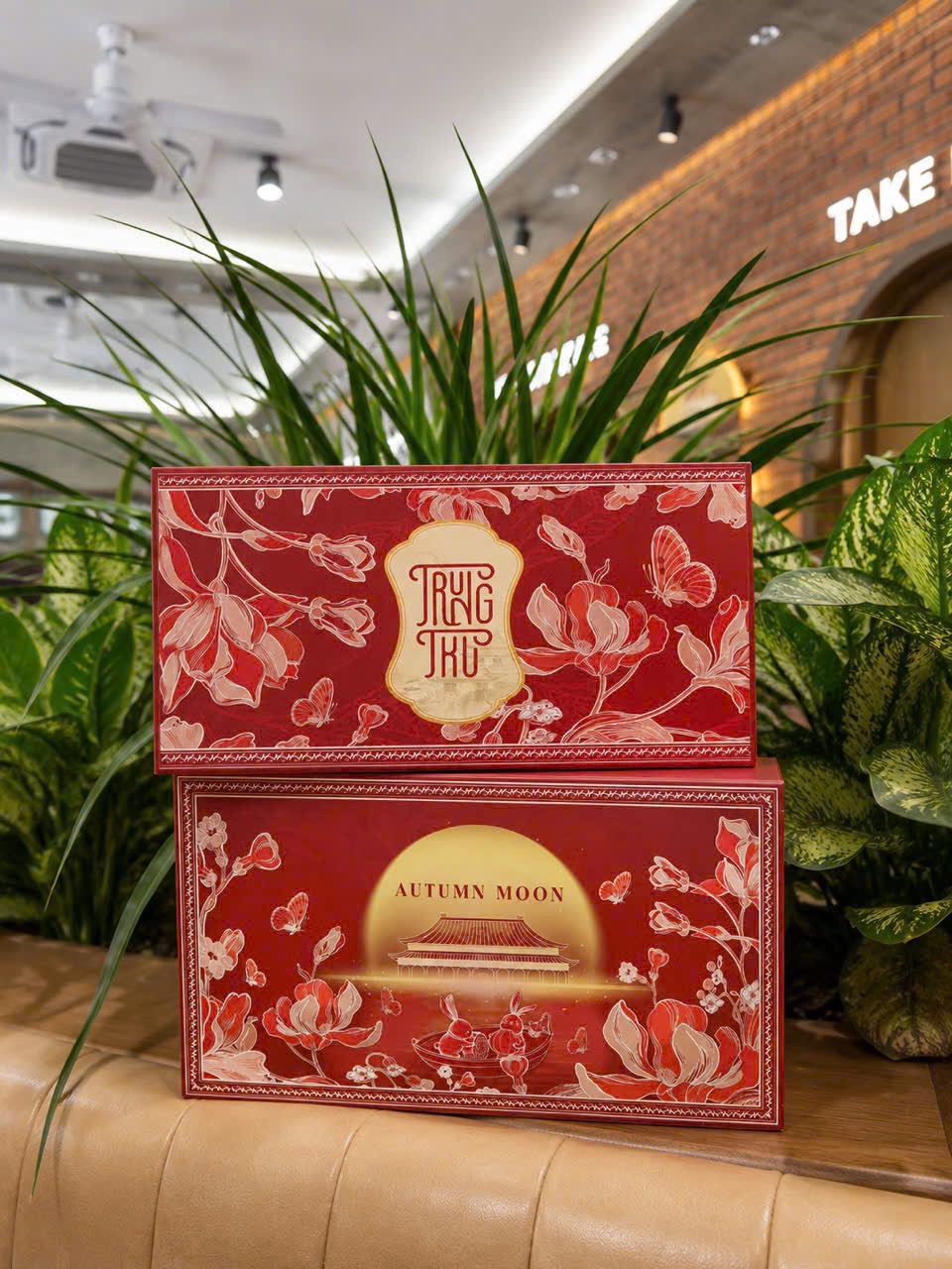Hộp Trung Thu 2B Thỏ chèo thuyền (1 Hộp + 2 Dây đỏ) - 1c